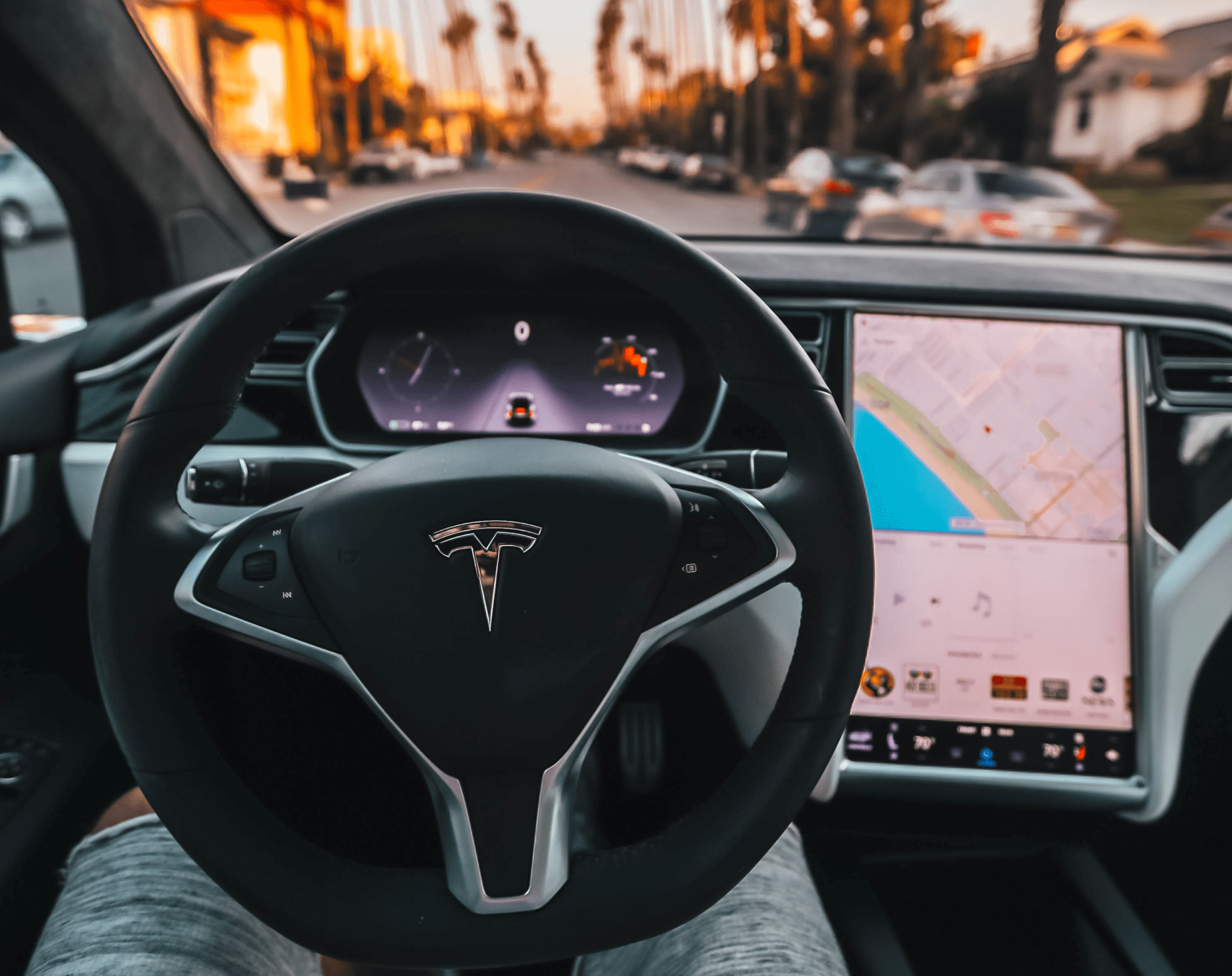 Elon Musk's Tesla lost $140m on Bitcoin in 2022-min